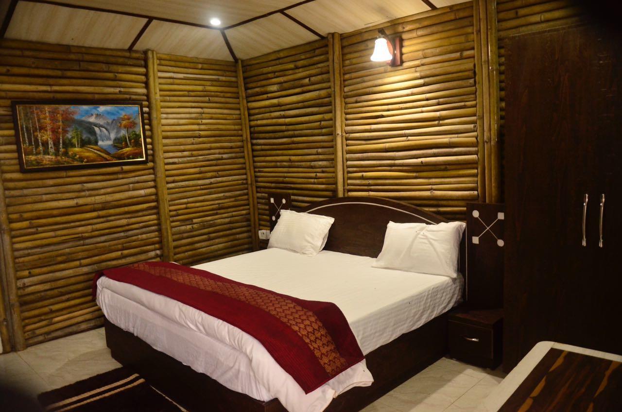 V Resorts Glamwoods Dhanulti Dhanaulti Exterior photo